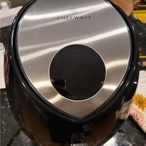 NWT ChefWave Black and Silver Air Fryer